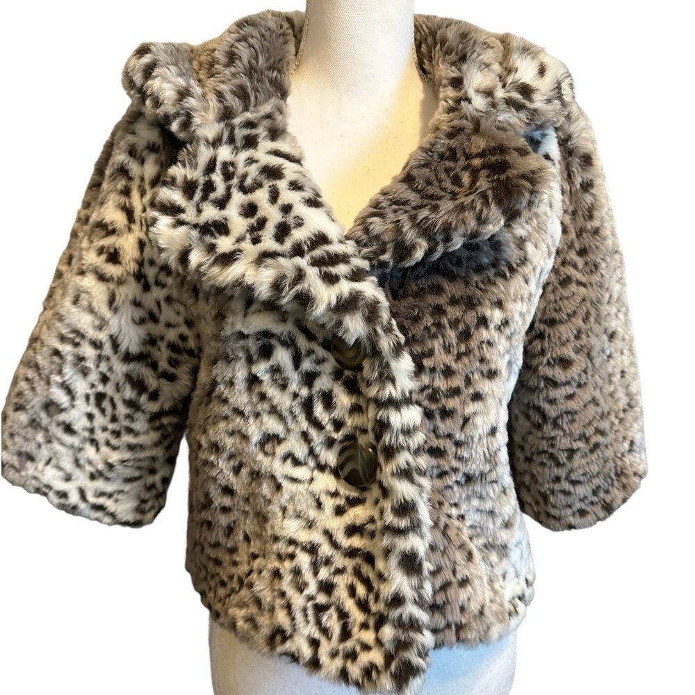 Venus animal print faux fur jacket size medium